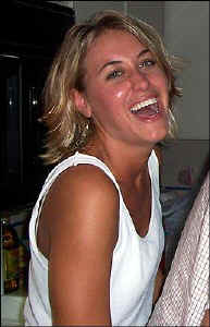 smile.jpg (21410 bytes)